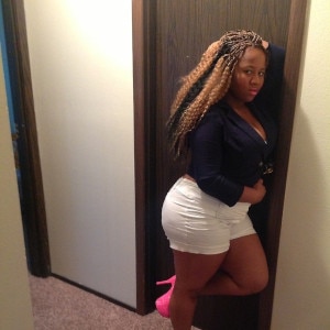Black woman HotGirl22 is looking for a partner