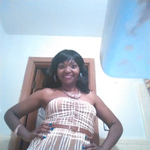 Black woman cosmotini is looking for a partner