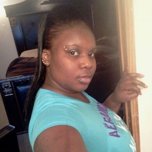 Black woman l_tay is looking for a partner