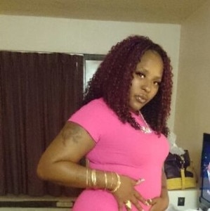 Black woman LadyLuck87 is looking for a partner
