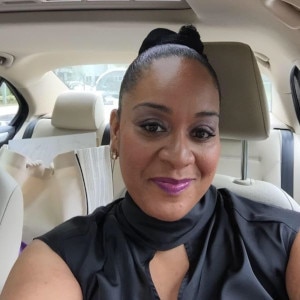 Black woman qigeloso is looking for a partner