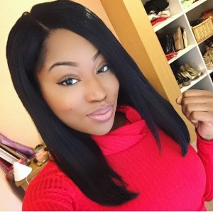 Black woman Zalia is looking for a partner