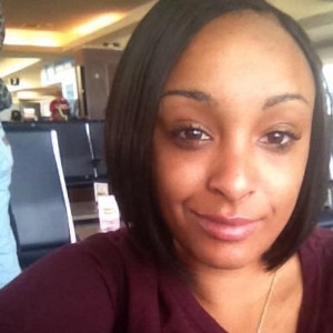Black woman sandra is looking for a partner