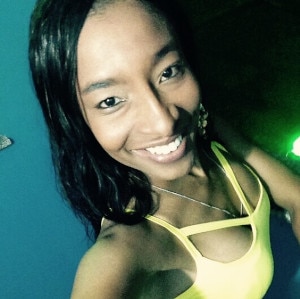 Black woman Naomi. is looking for a partner