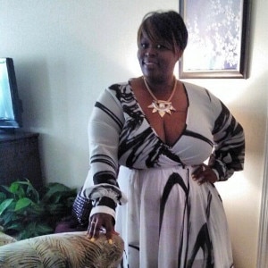 Black woman DarkAndLovely is looking for a partner