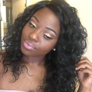 Black woman Cocoaqueen is looking for a partner