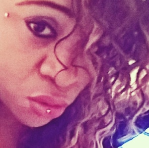 Black woman NeverYours85 is looking for a partner